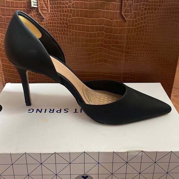 Black Heels - Brand New Never Worn! NWOT - Picture 3 of 4